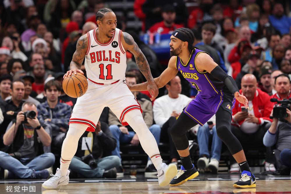 许多粉丝纷 许多粉丝纷