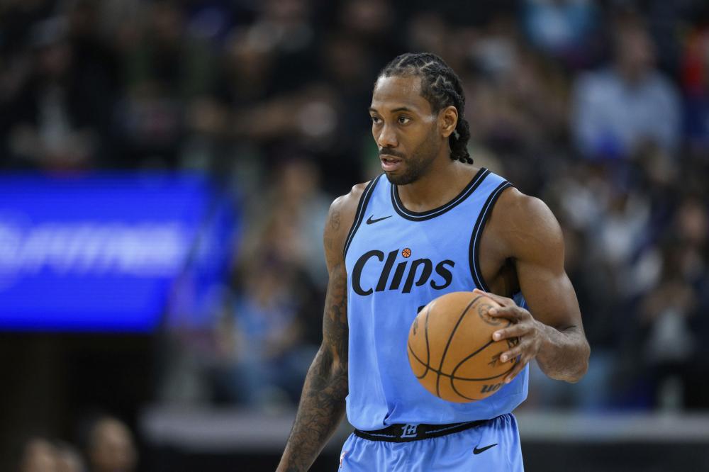 背后都有其 背后都有其